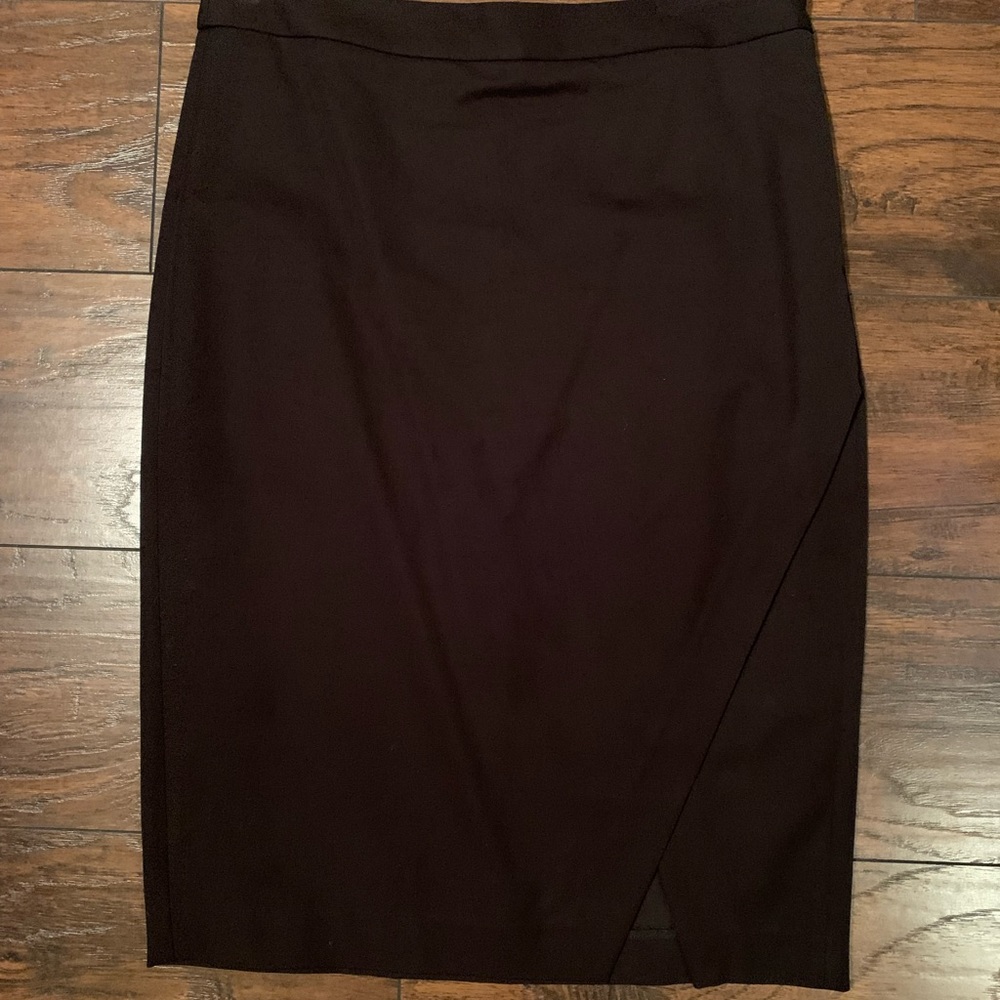 Banana Republic Perfect Pencil Skirt w/ Slit